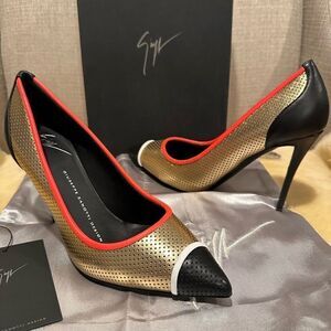 Giuseppe Zanotti scarppa leather pumps size EU 36(US 6)and EU 36,5( US 6,5) NWT